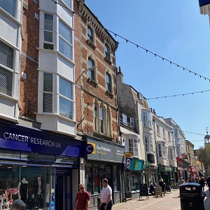 Shop to let in Weymouth