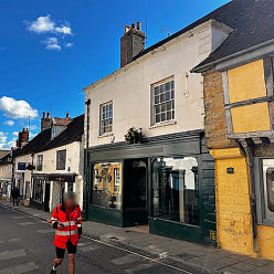 Shop to let in Sherborne, Derset