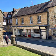 Shop to let in Sherborne, Dorset