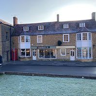 Shop to let in Sherborne - Unit 1 Half Moon Street