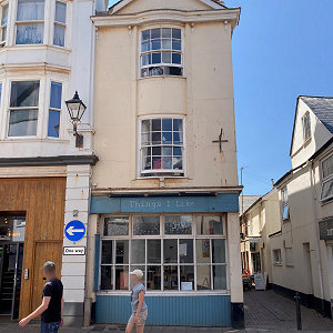 Shop to let in Sidmouth