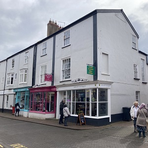 Shop to let in Sidmouth
