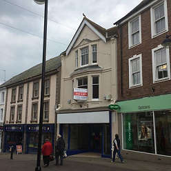 Shop to let in Yeovil